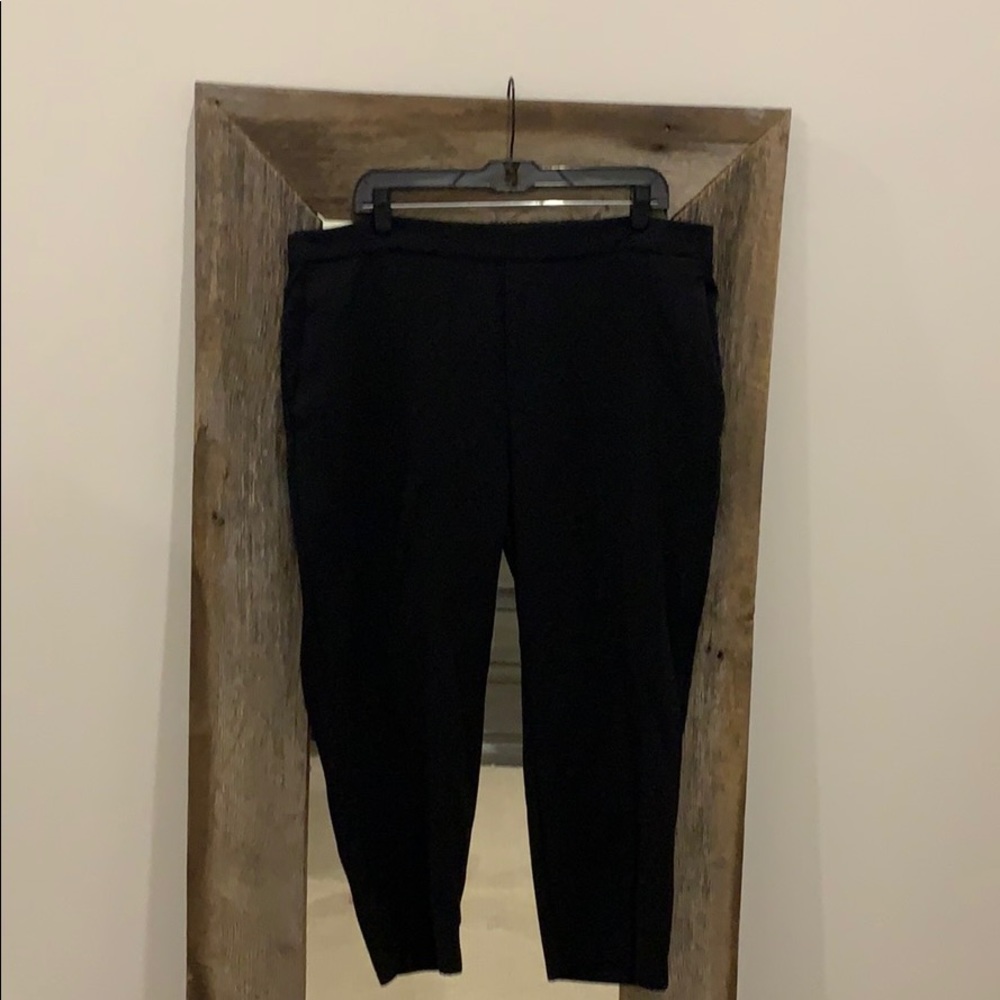 {Old Navy} Mid-Rise Pull-On Straight Pants
